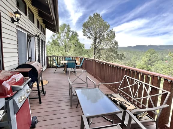 Elk Ridge Retreat - L1